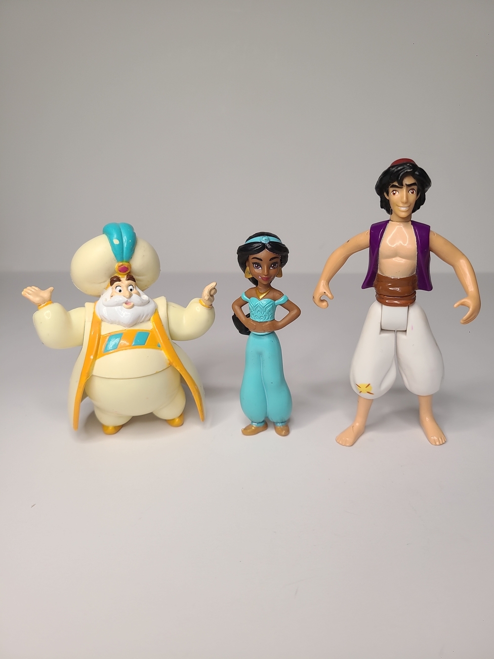 Disney Princess Jasmine and Aladdin Playset Figures - Blue and White